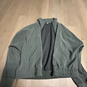 lululemon size 8 green softstreme jacket